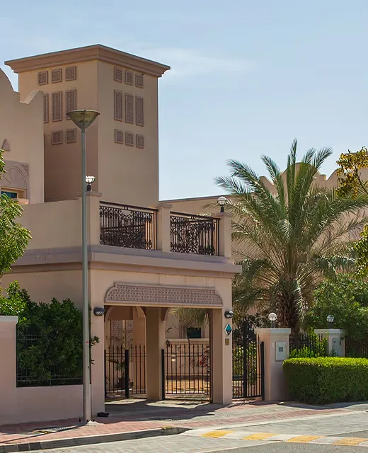 Jumeirah Village Triangle (JVT): community buildings and surroundings