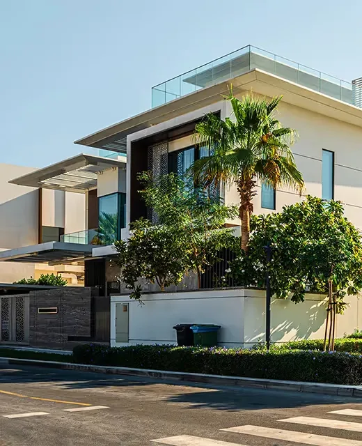 Pearl Jumeira: community buildings and surroundings