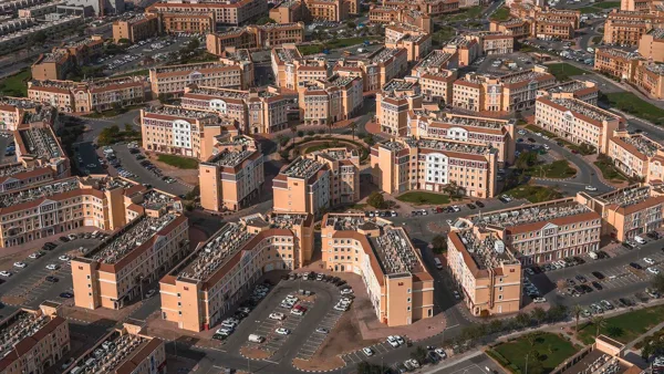 International City: community buildings and surroundings